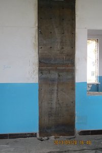 砖混柱子钢板加固